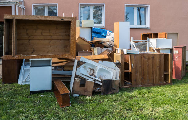 Best Junk Hauling Services  in Peru, IL